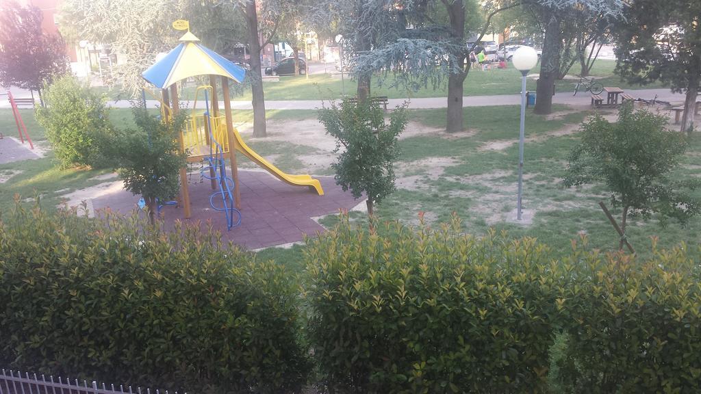 Appartamento Del Parco San Vicenzo di Galliera Buitenkant foto