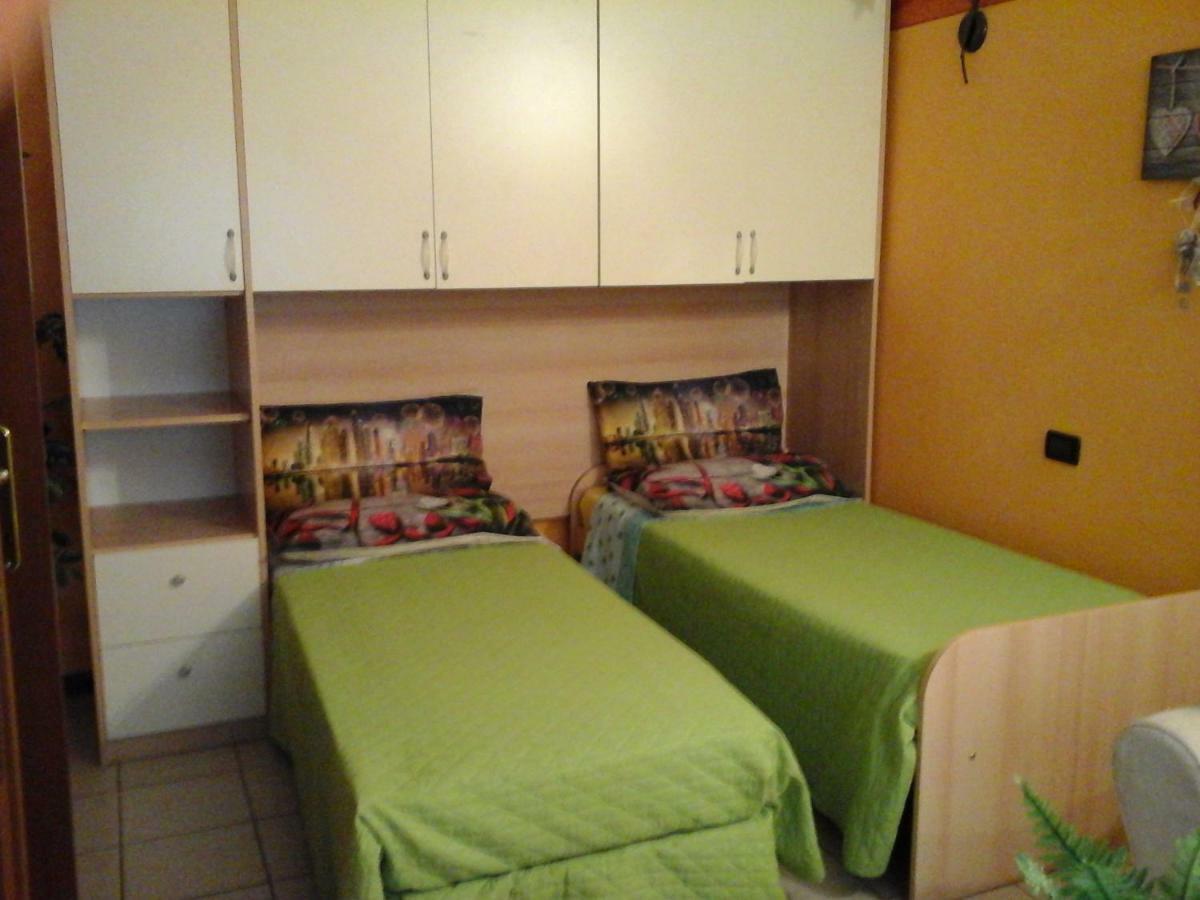 Appartamento Del Parco San Vicenzo di Galliera Buitenkant foto